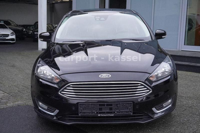 Gebraucht Ford Focus Titanium 101 PS (74 kW) 2016 Schwarz Limousine