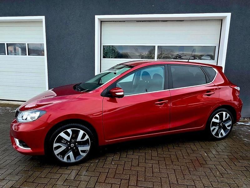 Gebraucht Nissan Pulsar 360º 116 PS (85 kW) 2017 Rot Limousine