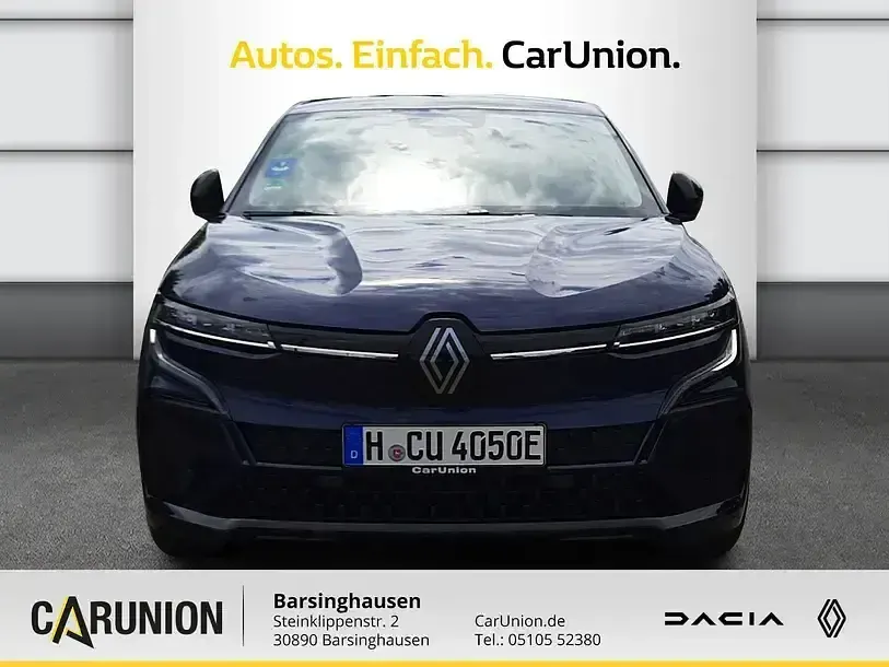 Używany Renault Megane E-Tech Evolution 117 kW (160 KM) 2023 Niebieski Sedan/Limuzyna