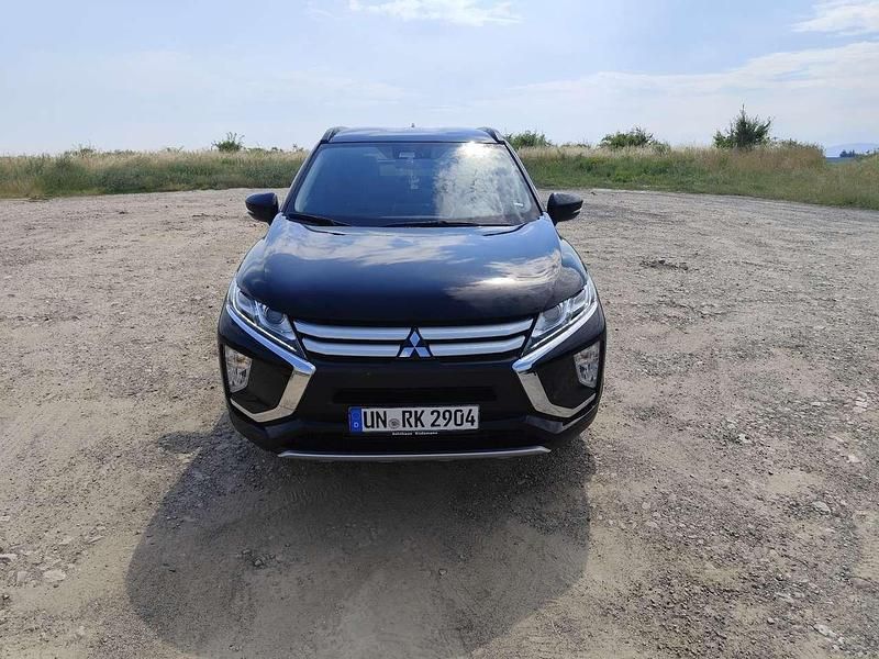 Gebraucht 2020 Mitsubishi Eclipse Cross Diamant Edition SUV | 19.400 € (Teuer) - Bild 1/4