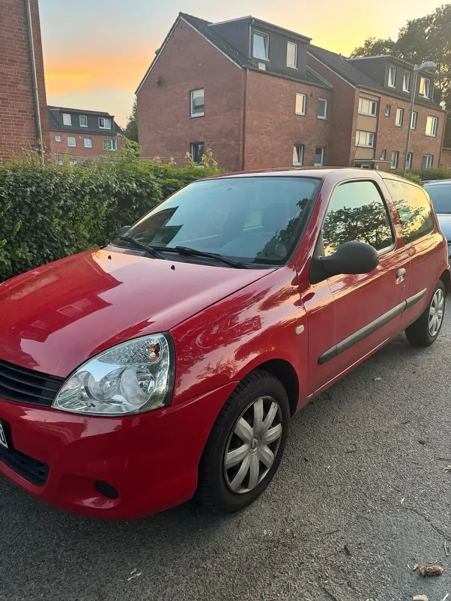 Gebraucht Renault Clio 70 PS (51 kW) 2011 Kleinwagen