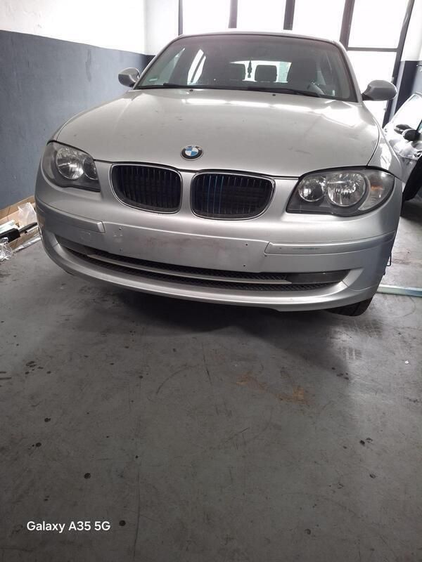 Grau Gebraucht 2006 BMW 116 Kleinwagen | 1.500 € - Bild 1/4
