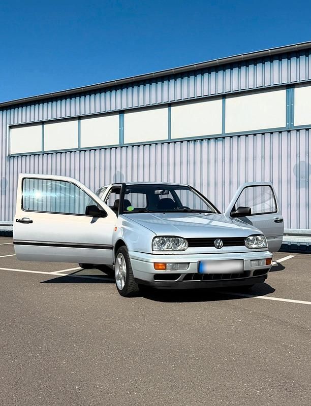 Gebraucht VW Golf III 60 PS (44 kW) 1997 Andere farben Kleinwagen
