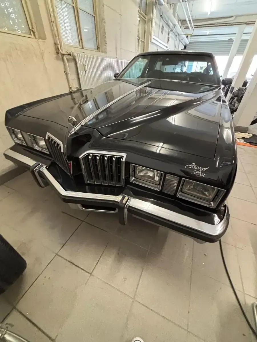 Gebraucht Pontiac Grand Prix 220 PS (161 kW) 1977 Schwarz Coupé