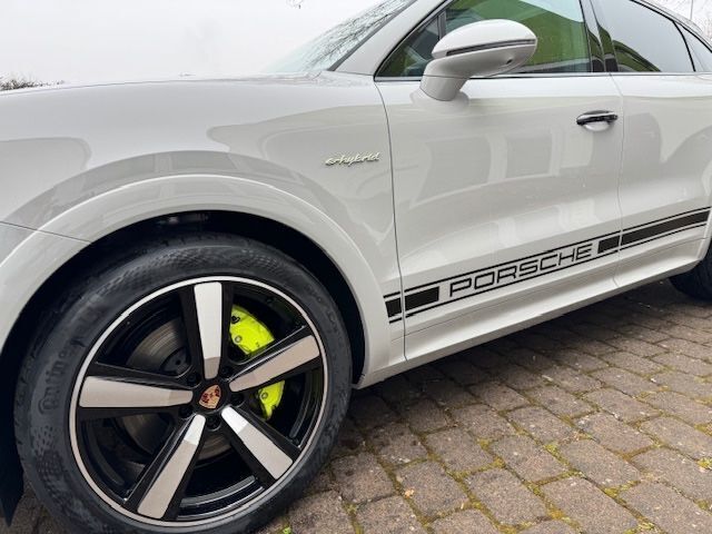 Schwarz Neu 2024 Porsche Cayenne SUV | 164.815 € - Bild 1/4