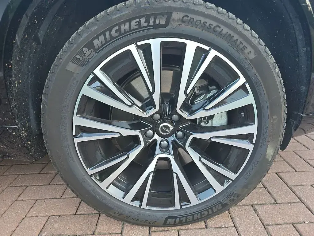 Gebraucht Volvo XC90 Plus 455 PS (334 kW) 2024 Schwarz SUV