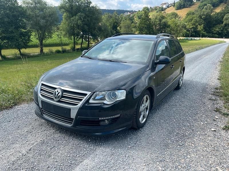 Schwarz Gebraucht 2010 VW Passat Kombi | 2.400 € (Superpreis) - Bild 1/4