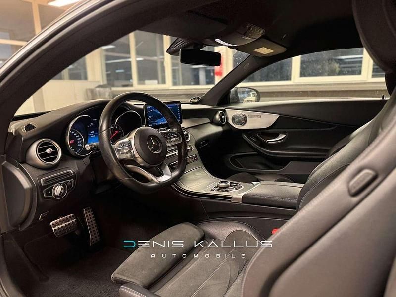 Gebraucht Mercedes C220 AMG 194 PS (142 kW) 2019 Selenitgrau  metalliclack Coupé