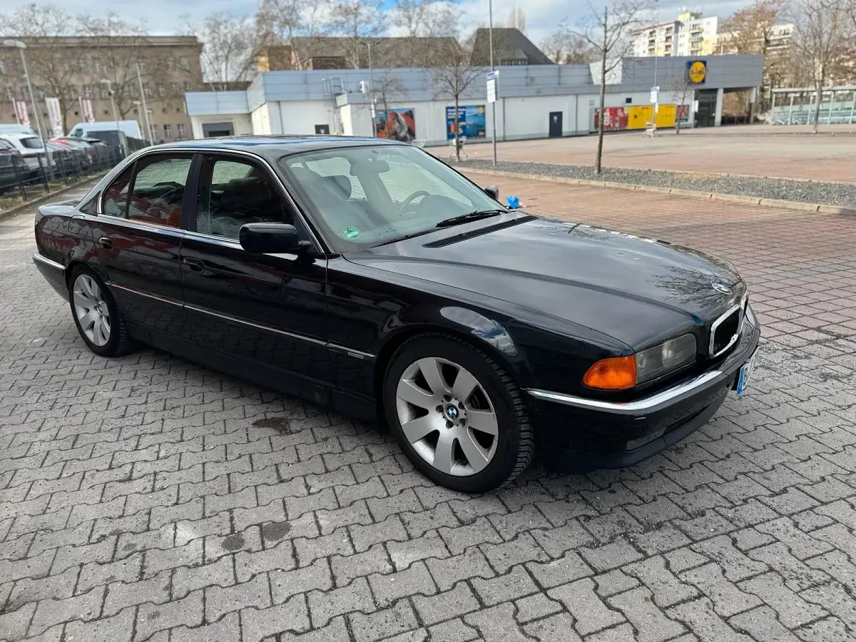 Gebraucht BMW 728 193 PS (141 kW) 1997 Schwarz Limousine