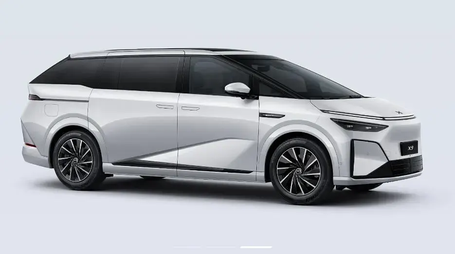 Gebraucht XPENG X9 AWD Performance 369 kW (503 PS) 2026 Weiß Van / Kleinbus