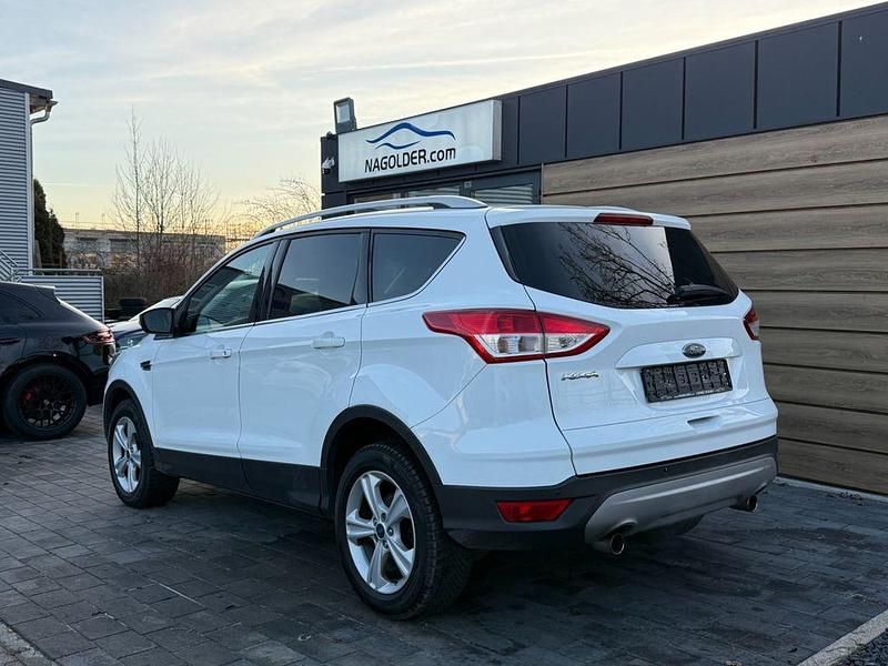 Gebraucht Ford Kuga SYNC Edition 150 PS (110 kW) 2016 Weiß SUV