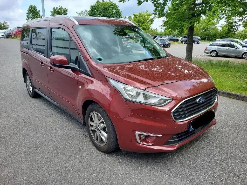 Gebraucht Ford Grand Tourneo Connect Titanium 120 PS (88 kW) 2020 Kapurrot metallic Van / Kleinbus