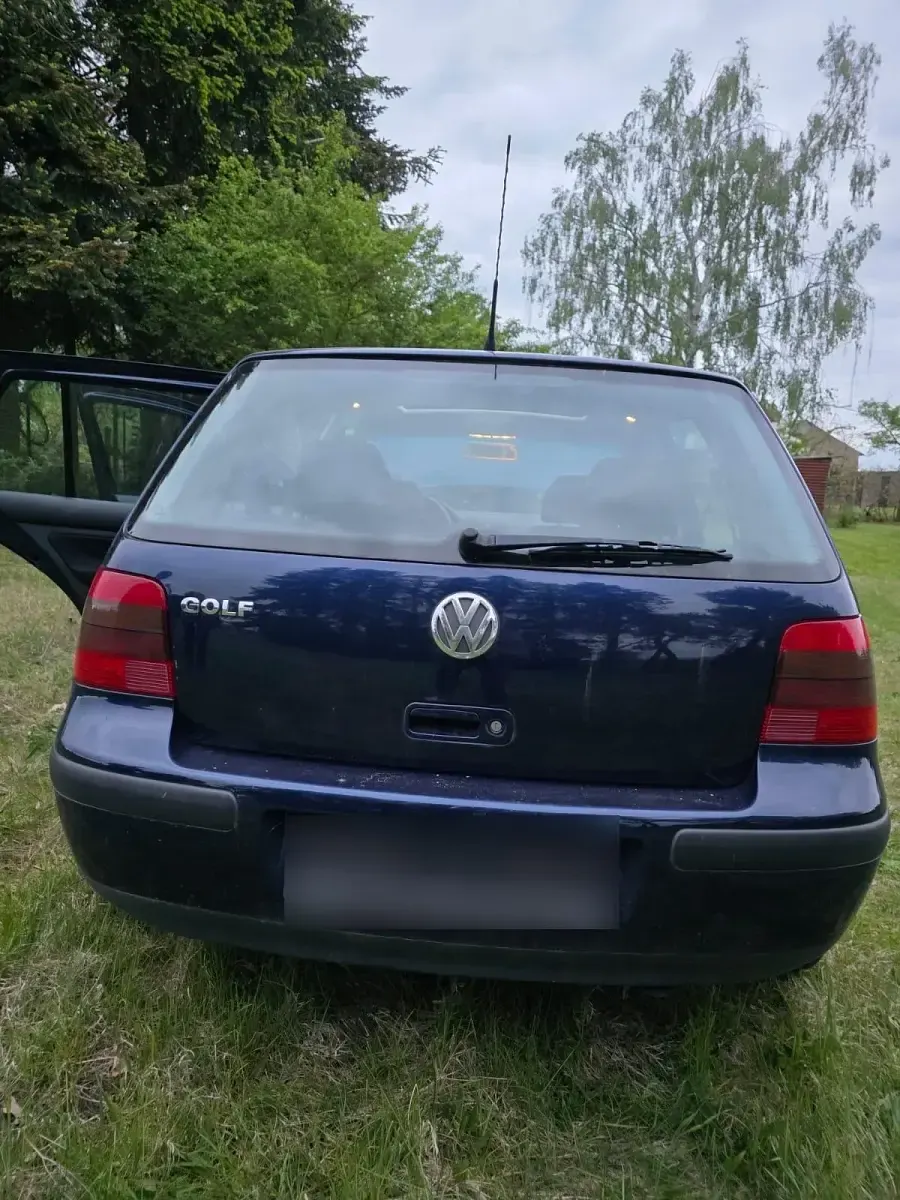 Gebraucht VW Golf IV 75 PS (55 kW) 2001 Blau Kleinwagen