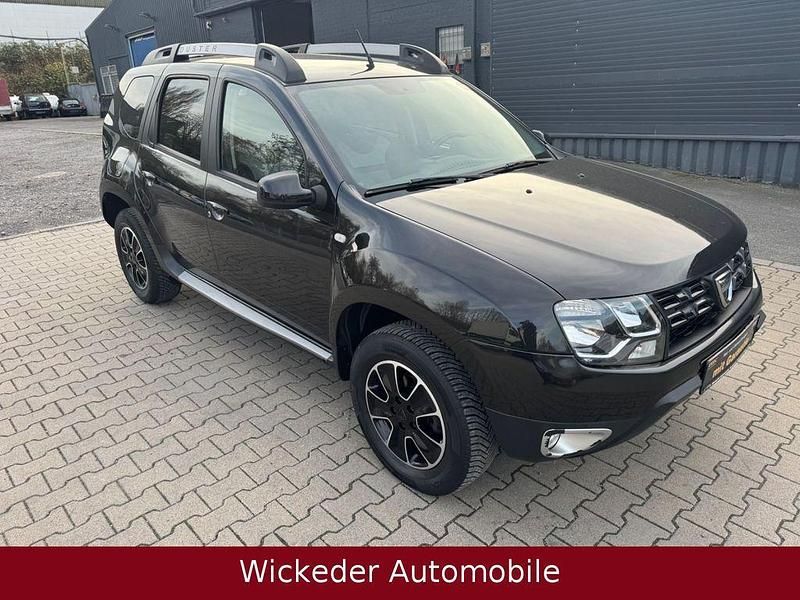 Schwarz Gebraucht 2017 Dacia Duster Black Shadow SUV | 8.990 € (Fairer Preis) - Bild 1/4