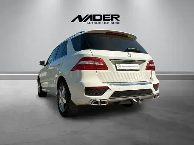 Gebraucht Mercedes ML350 AMG line 258 PS (189 kW) 2013 Weiß SUV