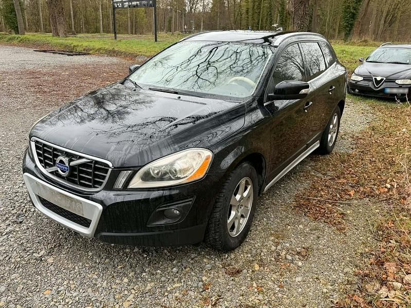 Gebraucht Volvo XC60 Summum 163 PS (119 kW) 2010 Schwarz SUV