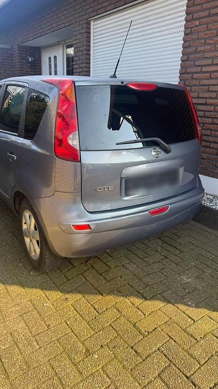 Gebraucht Nissan Note 88 PS (64 kW) 2007 Silber Kleinwagen