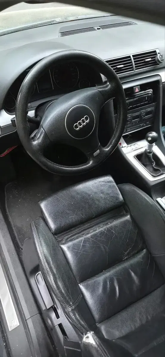Gebraucht Audi A4 S-Line 163 PS (119 kW) 2004 Schwarz Limousine