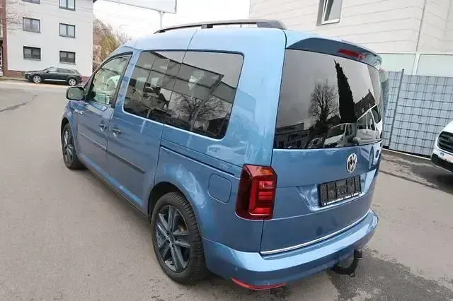 Gebraucht VW Caddy Highline 150 PS (110 kW) 2016 Blau Van / Kleinbus