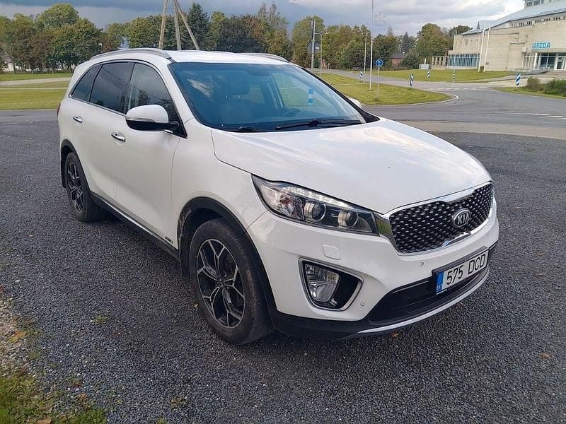 Weiß Gebraucht 2016 Kia Sorento Spirit SUV | 11.999 € (Superpreis) - Bild 1/4