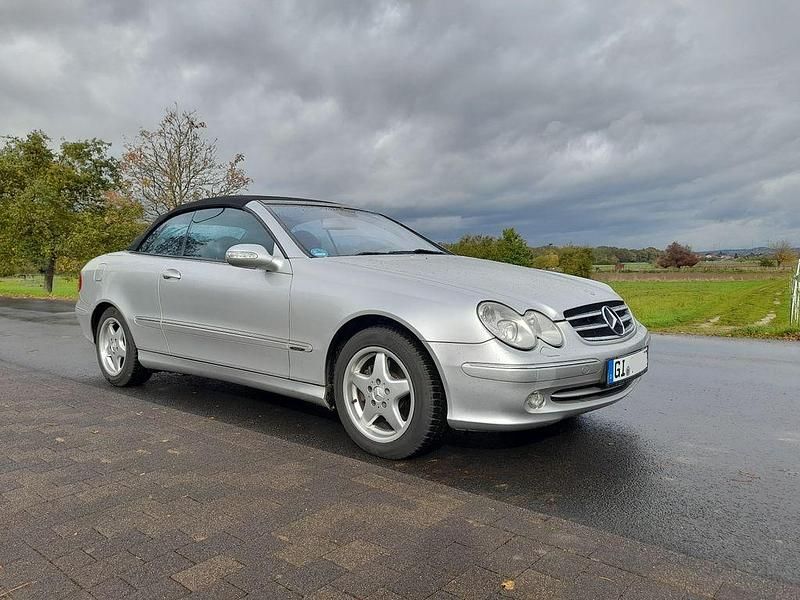 Silber Gebraucht 2004 Mercedes CLK200 Avantgarde Cabrio | 5.000 € (Superpreis) - Bild 1/4
