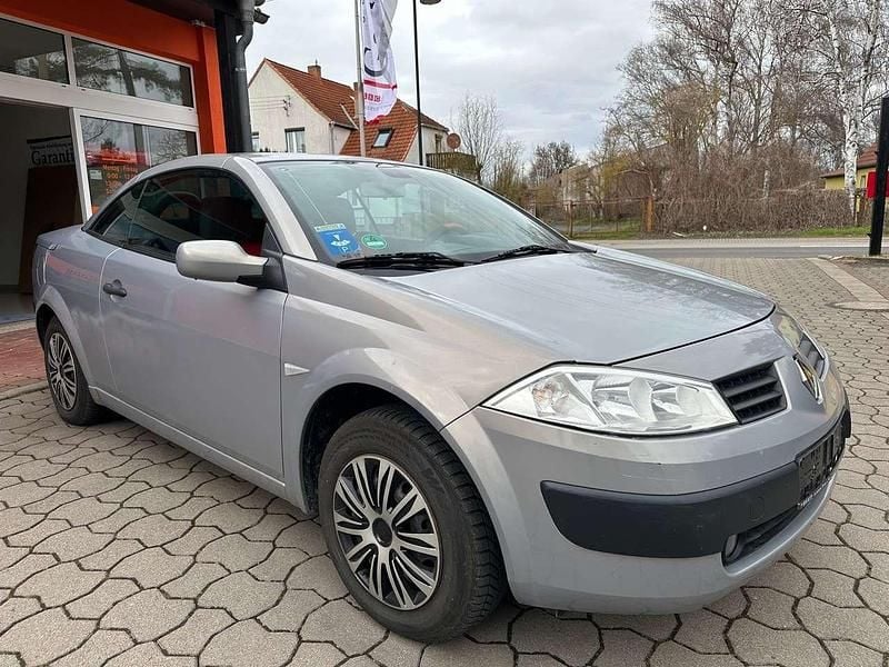 Gebraucht Renault Mégane Cabriolet Authentique 113 PS (83 kW) 2005 Beige angora Cabrio