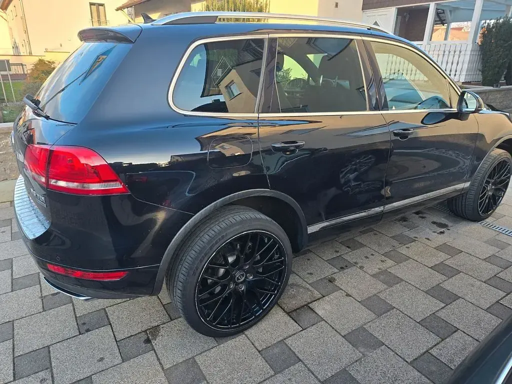 Gebraucht VW Touareg 239 PS (175 kW) 2010 Schwarz SUV