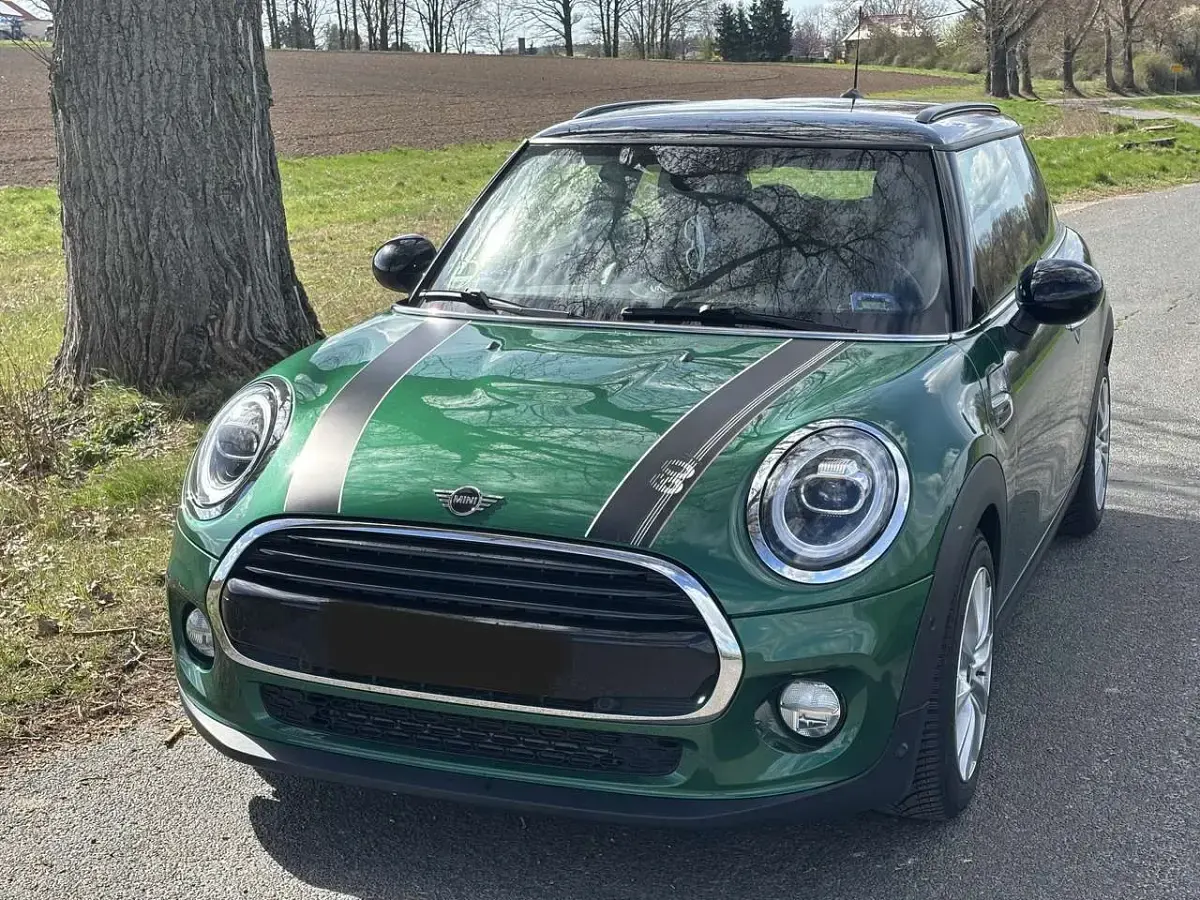 Gebraucht Mini Cooper 136 PS (100 kW) 2019 Grün Kleinwagen