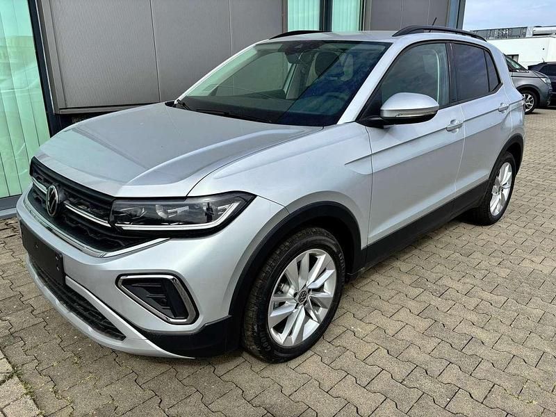 Metalliclackierung reflexsilber Neu 2025 VW T-Cross Life SUV | 27.184 € (Guter Preis) - Bild 1/4