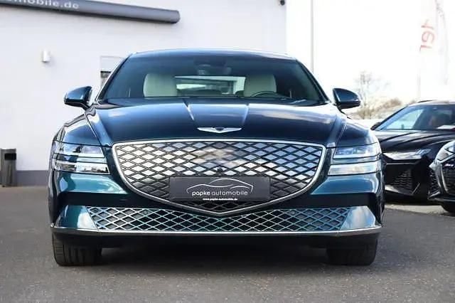 Second-hand Genesis G80 272 kW (370 CP) 2023 Albastru Berlinǎ