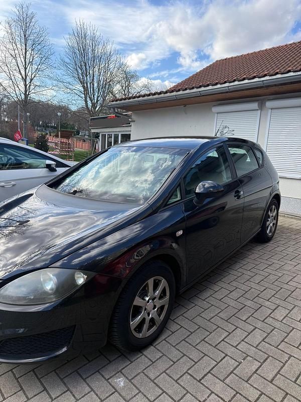 Second-hand Seat Leon 86 CP (63 kW) 2009 Negru Hatchback