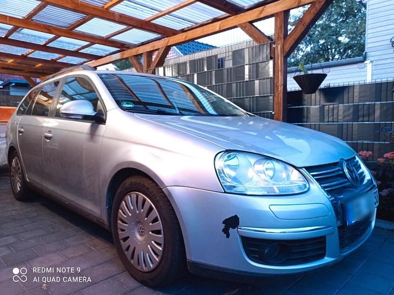 Gebraucht VW Golf V 105 PS (77 kW) 2008 Silber Kombi