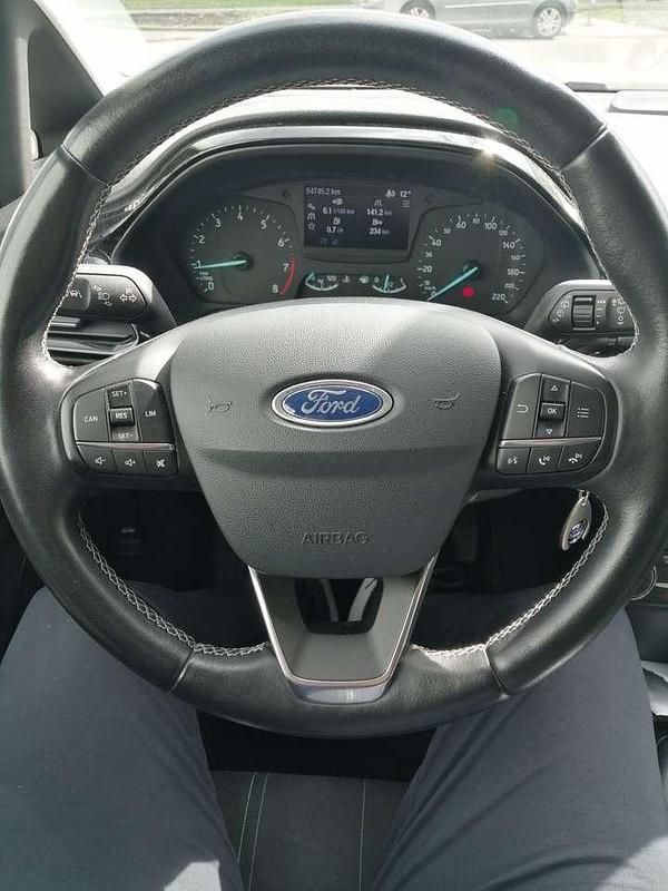 Gebraucht Ford Fiesta S 101 PS (74 kW) 2018 Weiß Kleinwagen