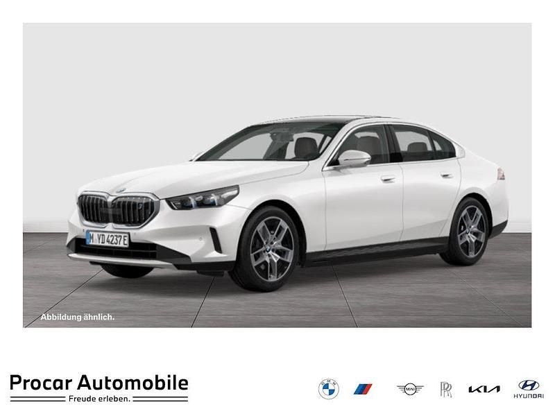 Weiß Neu 2025 BMW i5 Limousine | 63.960 € (Superpreis) - Bild 1/4