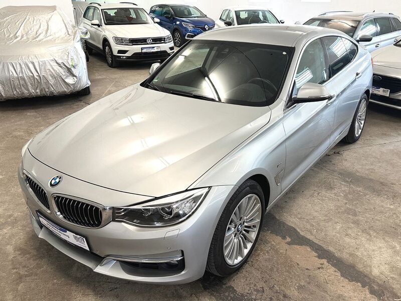 Glaciersilber metallic Gebraucht 2016 BMW 320 Gran Turismo Luxury Line Limousine | 19.490 € (Fairer Preis) - Bild 1/4