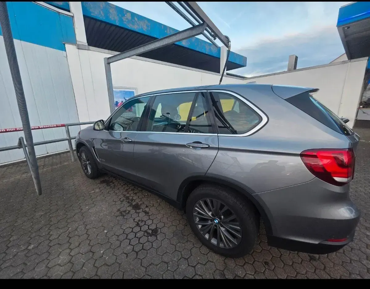 Gebraucht BMW X5 258 PS (189 kW) 2015 Grau SUV
