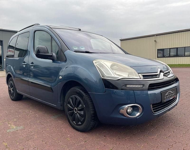 Gebraucht Citroën Berlingo SELECTION 92 PS (67 kW) 2013 Blau Van / Kleinbus