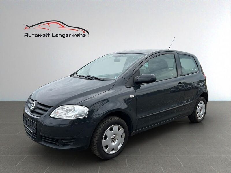 Grau Gebraucht 2007 VW Fox Basis Kleinwagen | 2.999 € (Teuer) - Bild 1/4