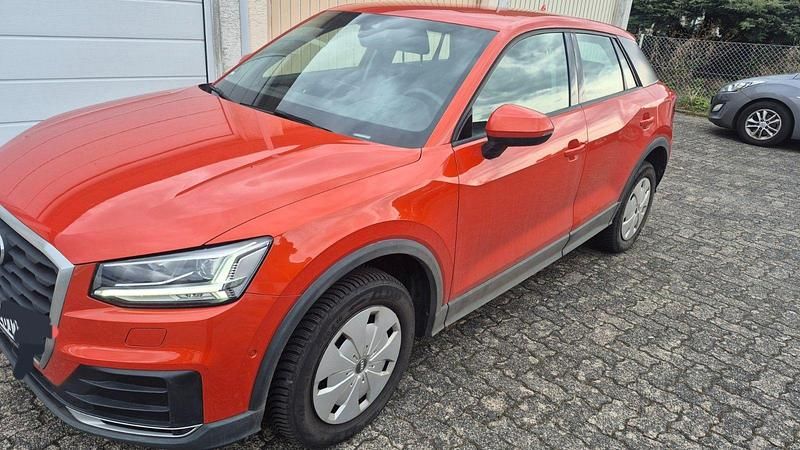 Usata Audi Q2 150 CV (110 kW) 2017 Arancione SUV