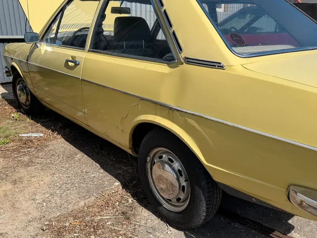 Gebraucht Audi 80 55 PS (40 kW) 1973 Gelb Limousine