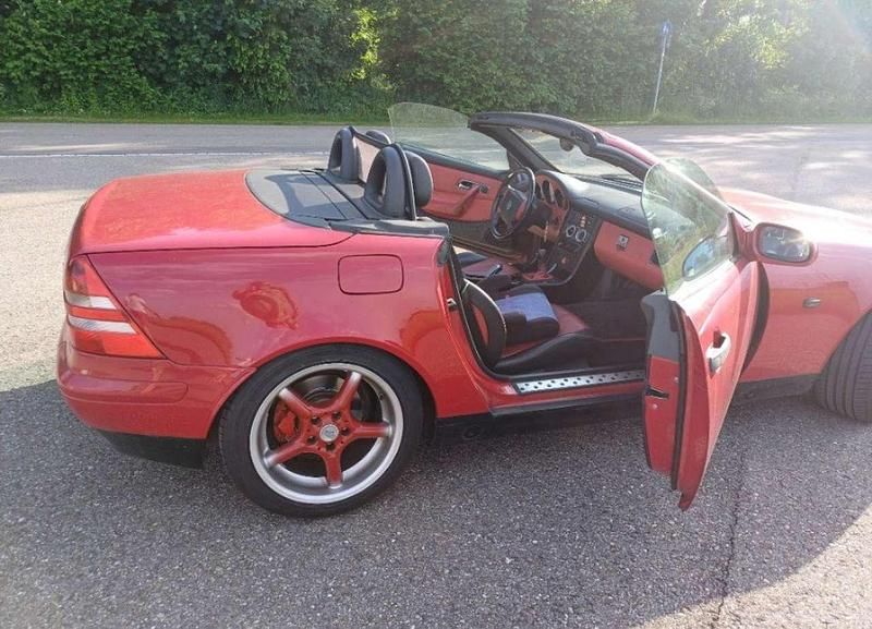 Rot Gebraucht 1998 Mercedes SLK230 Cabrio | 2.050 € (Superpreis) - Bild 1/4