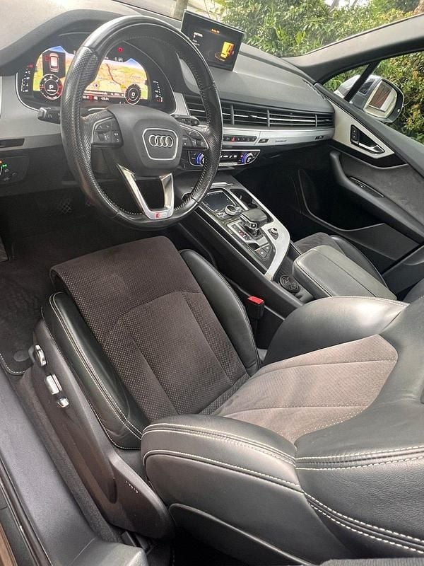 Gebraucht Audi Q7 S-Line 272 PS (200 kW) 2015 Grau SUV