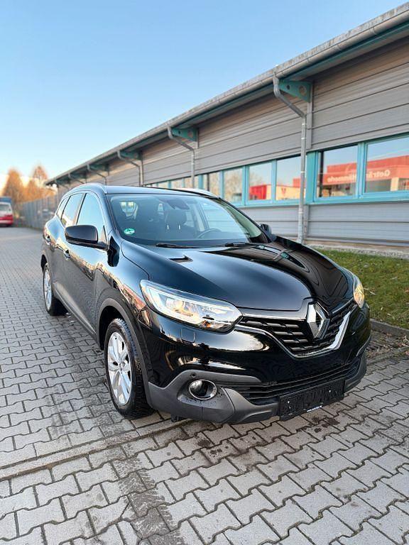 Gebraucht Renault Kadjar Experience 131 PS (96 kW) 2016 Schwarz SUV