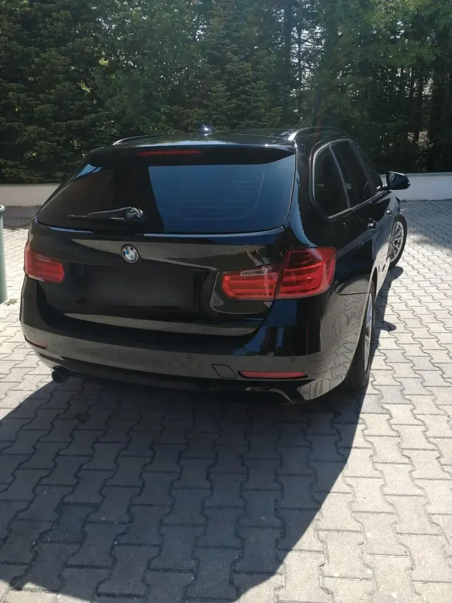 Gebraucht BMW 320 184 PS (135 kW) 2014 Schwarz Kombi