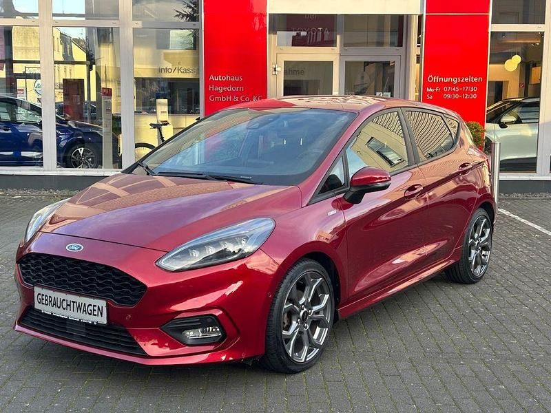 Rot Gebraucht 2020 Ford Fiesta ST-Line X Limousine | 11.990 € (Superpreis) - Bild 1/4