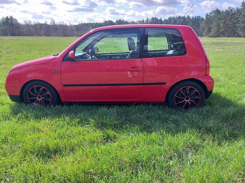 Gebraucht VW Lupo 75 PS (55 kW) 2002 Rot Kleinwagen