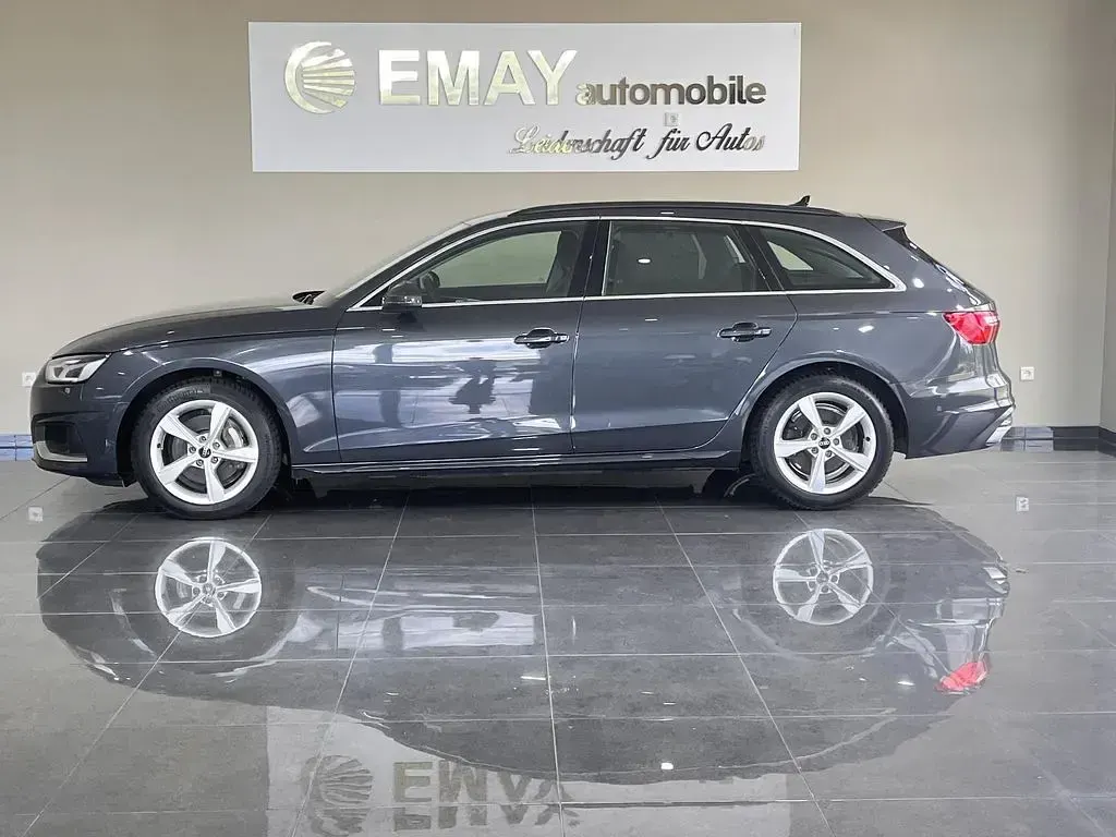 Gebraucht Audi A4 Advanced 204 PS (150 kW) 2023 Manhattangrau metallic Kombi