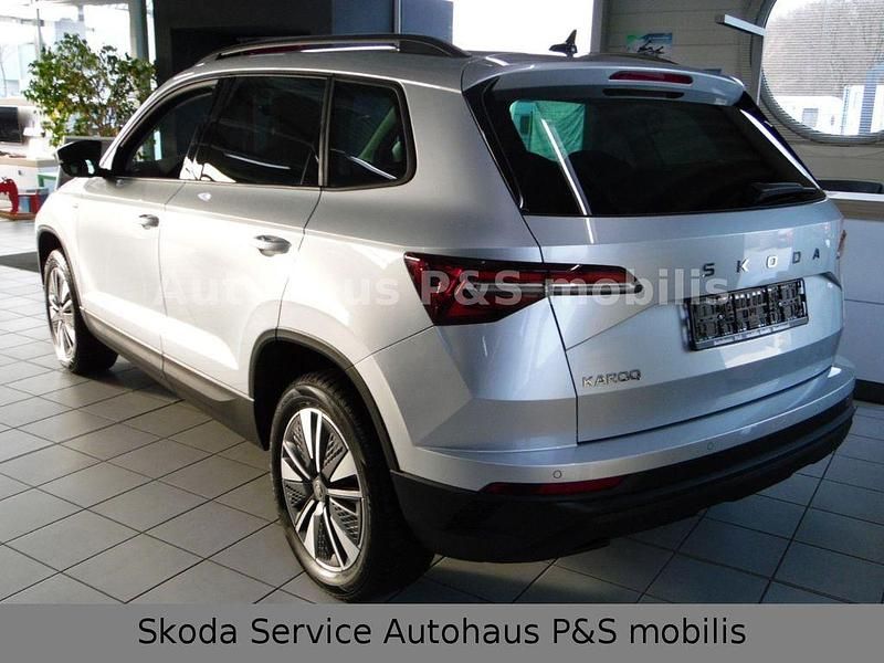 Gebraucht Skoda Karoq Tour 150 PS (110 kW) 2025 Silber SUV