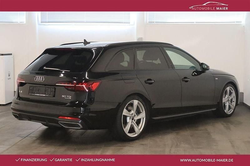 Gebraucht Audi A4 S-Line 286 PS (210 kW) 2023 Mythosschwarz metallic Kombi