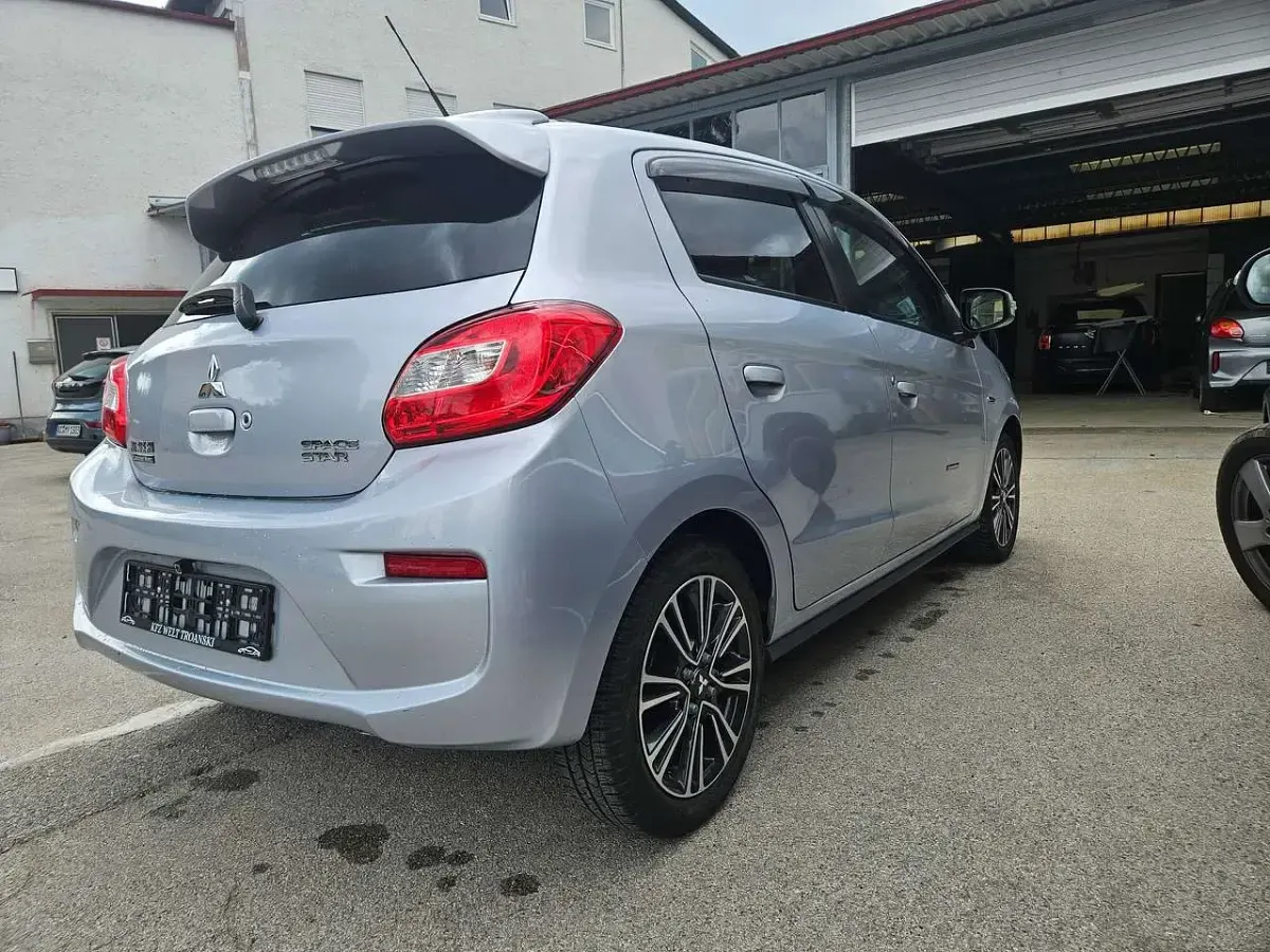 Gebraucht Mitsubishi Space Star Edition 80 PS (58 kW) 2019 Coolsilber (m) Kleinwagen